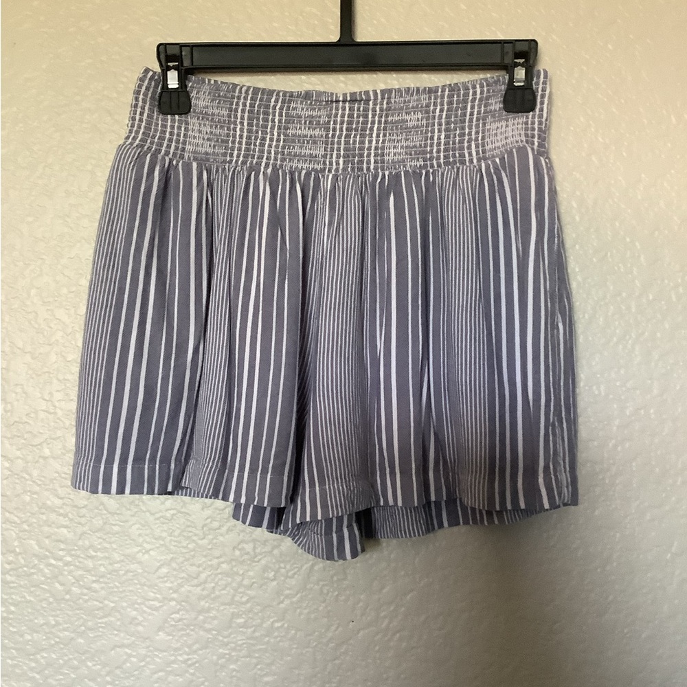 American Eagle Outfitters Blue and White Striped Smocked Waist Shorts Women's XS